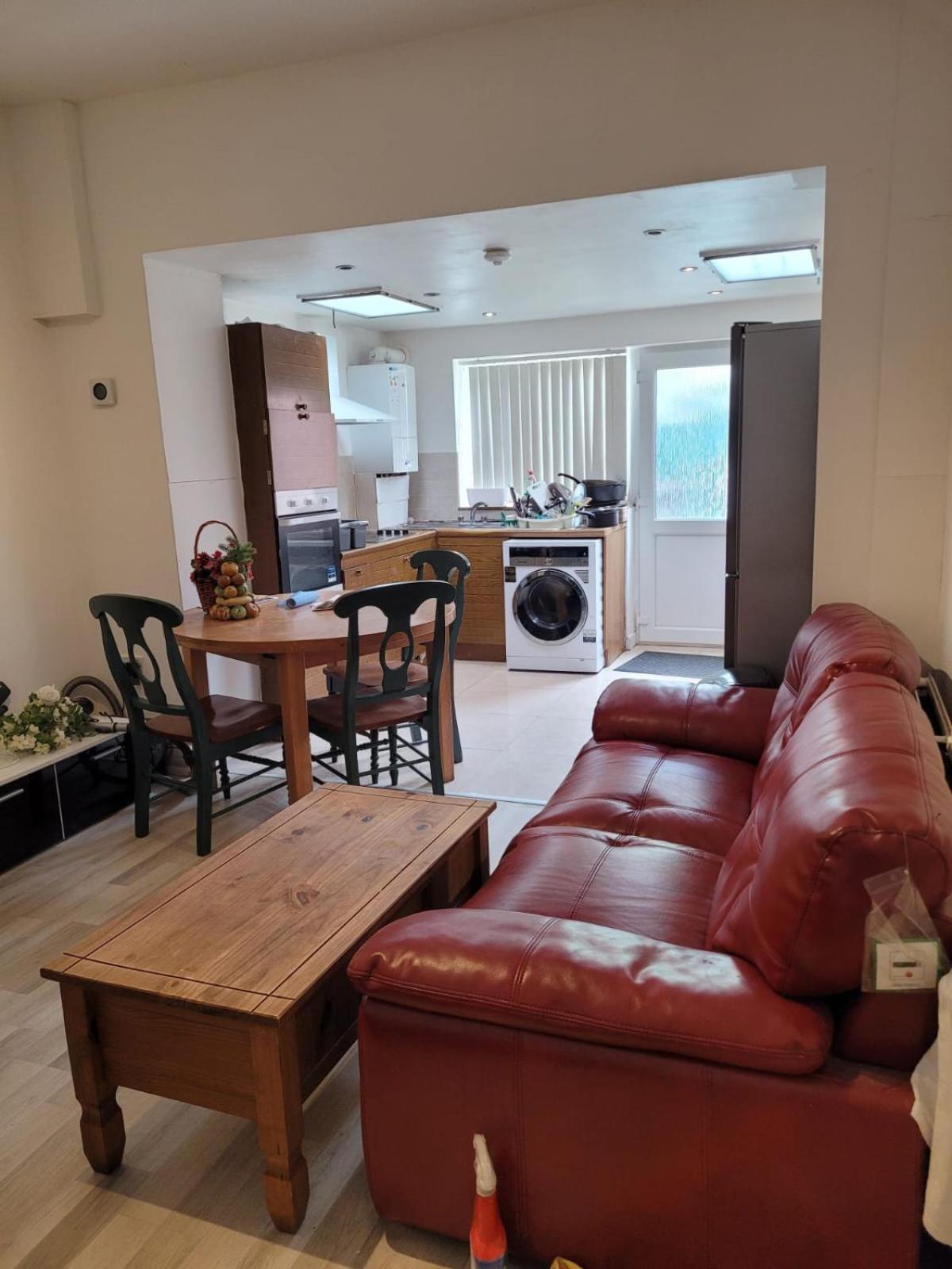 Nice Double Bedroom Near Qmc Нотингам Екстериор снимка